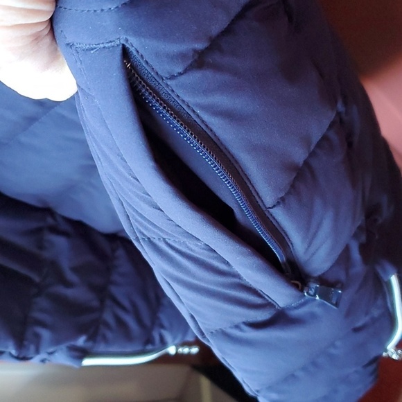 Nuage Navy puffer jacket faux fur hood. Expandable zips on side NWT Small - Picture 12 of 16